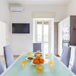 Appartamento Chiara Modern By Wonderful Italy Napoli