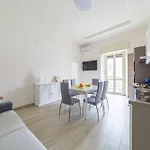 Appartamento Chiara Modern By Wonderful Italy