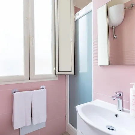 Chiara Modern By Wonderful Italy Apartament