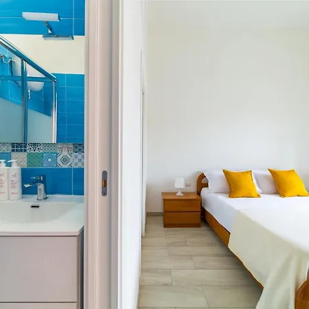 Chiara Modern By Wonderful Italy Apartament Neapol